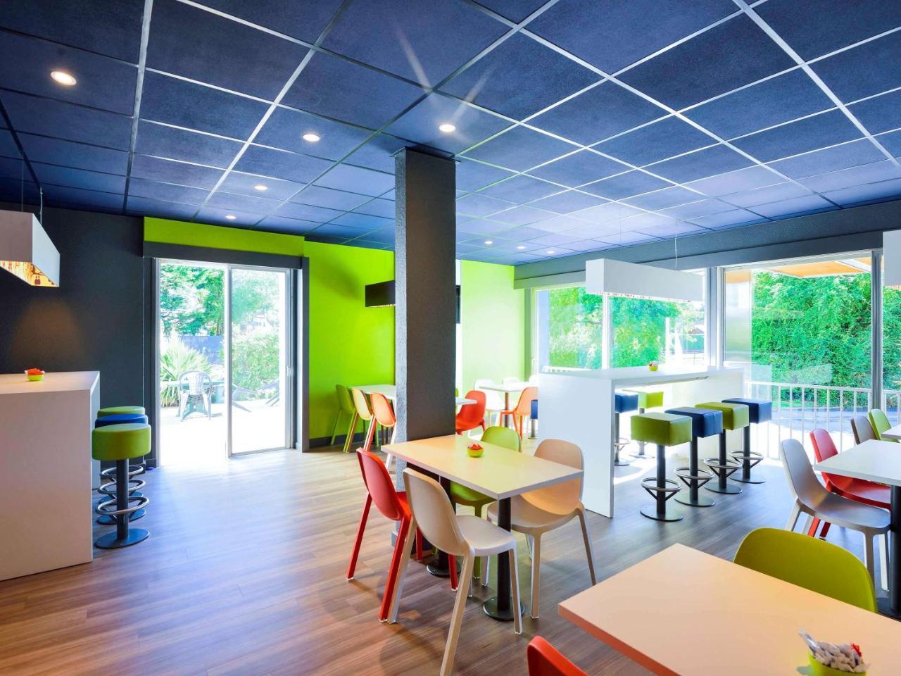 Ibis Budget Pau Lescar Luaran gambar