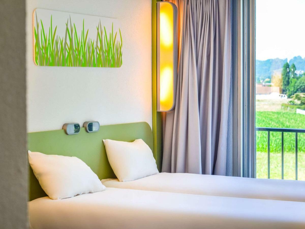 Ibis Budget Pau Lescar Luaran gambar